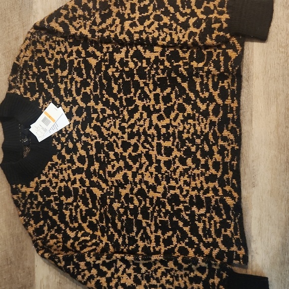 Jessica Simpson Sweater. Size S. NWT! - Picture 1 of 5